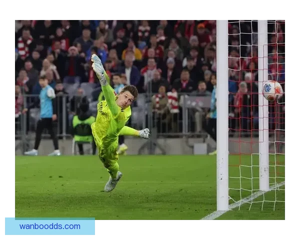 比朔夫训练中屡次错失射门机会今日终于在比赛中成功实现