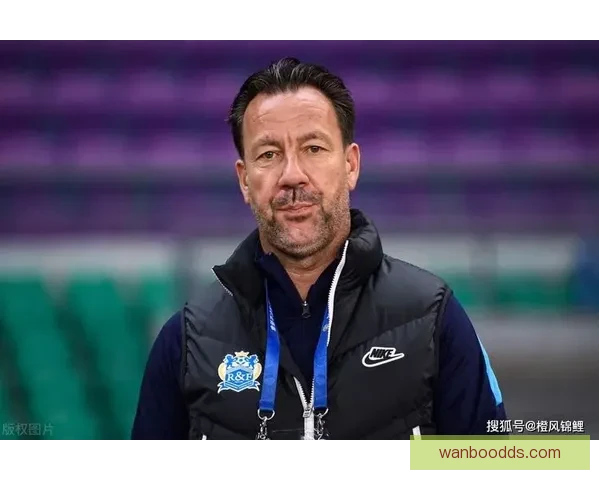 比朔夫训练中屡次错失射门机会今日终于在比赛中成功实现